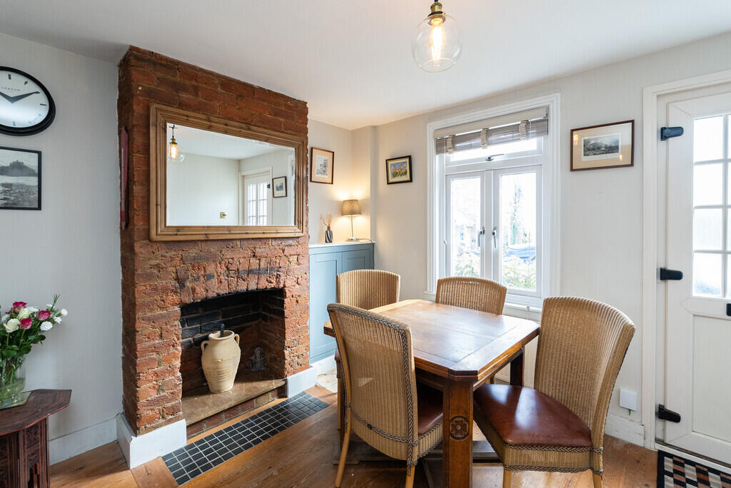 House in Redhill - View 5