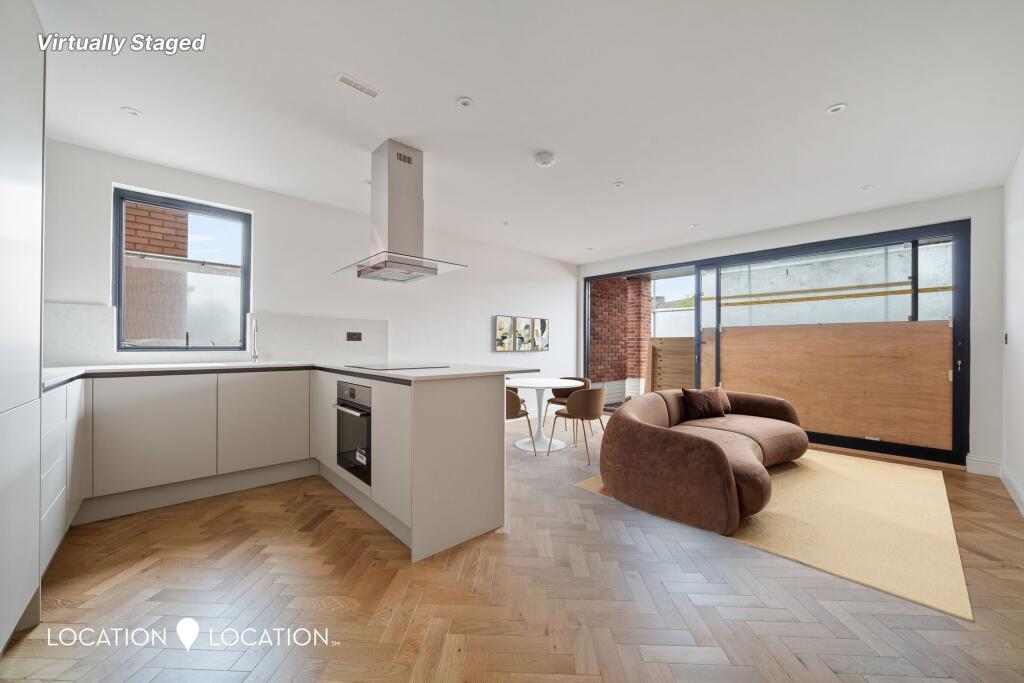 Main image of property: 58 Roman Way, London, N7