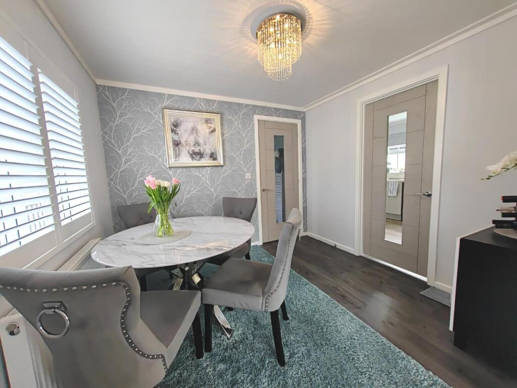 House in Bracknell - View 5