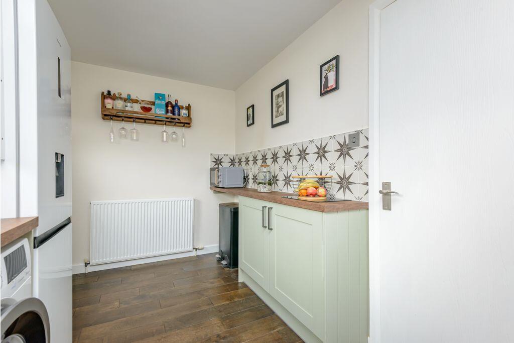 House in Edinburgh, Liberton and District - More