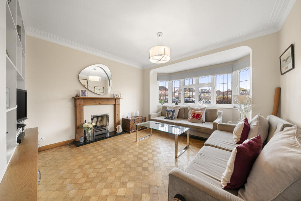 Claygate Lane, Esher image 4