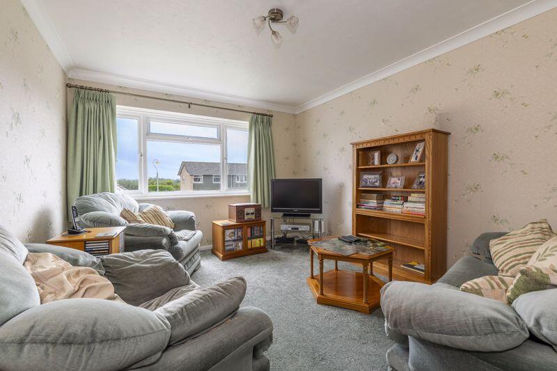 House in Uckfield, Hammonds Green, Framfield - View 3