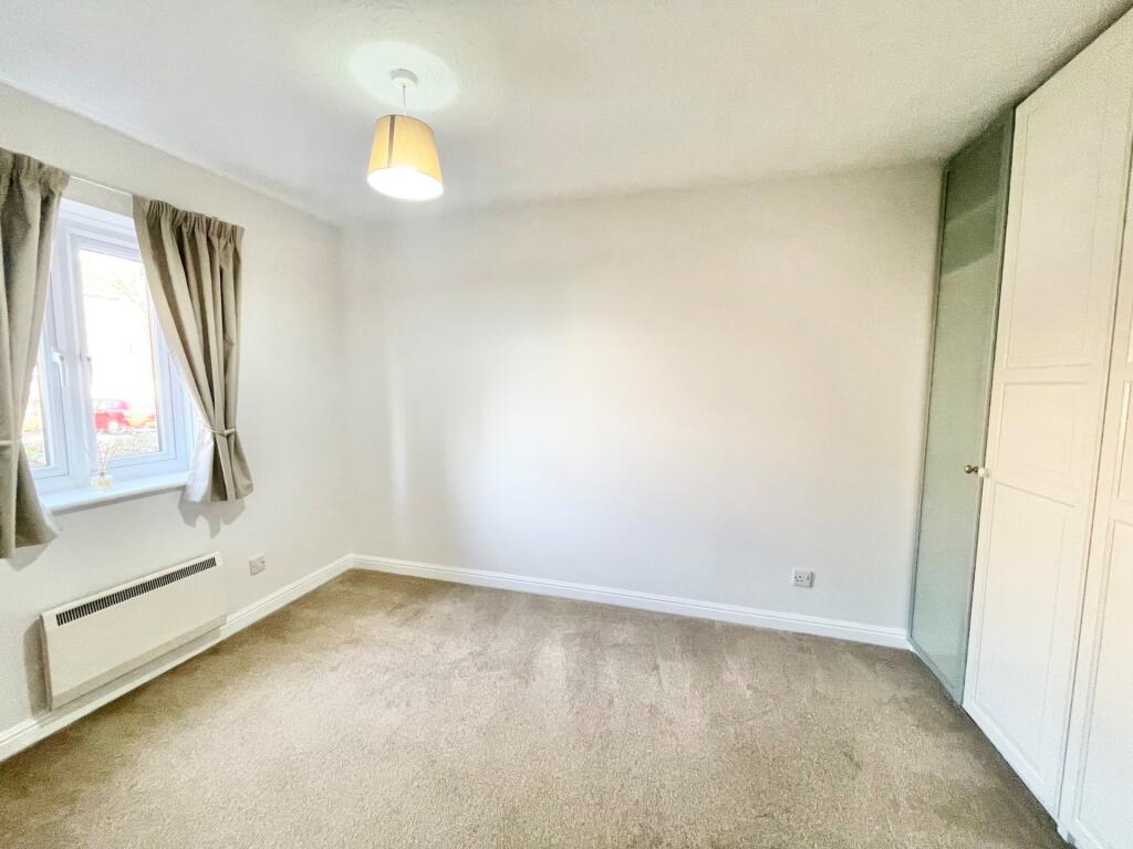 Centre Drive, Epping, CM16 photo 4