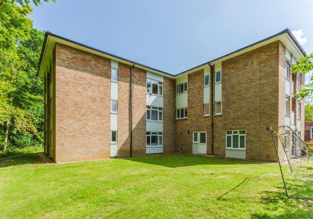 Main image of property: Beech Close, Flackwell Heath, HP10
