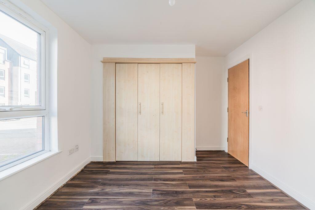 Apartment in Edinburgh - More