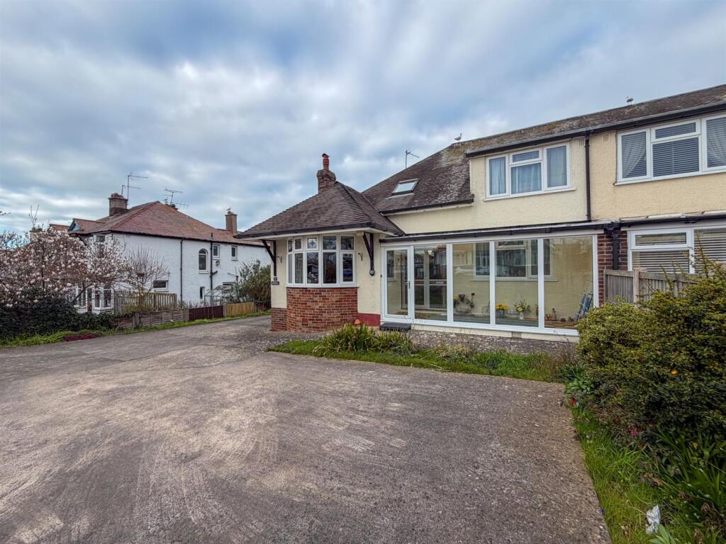 Main image of property: Llandudno Road, Rhos On Sea, Colwyn Bay