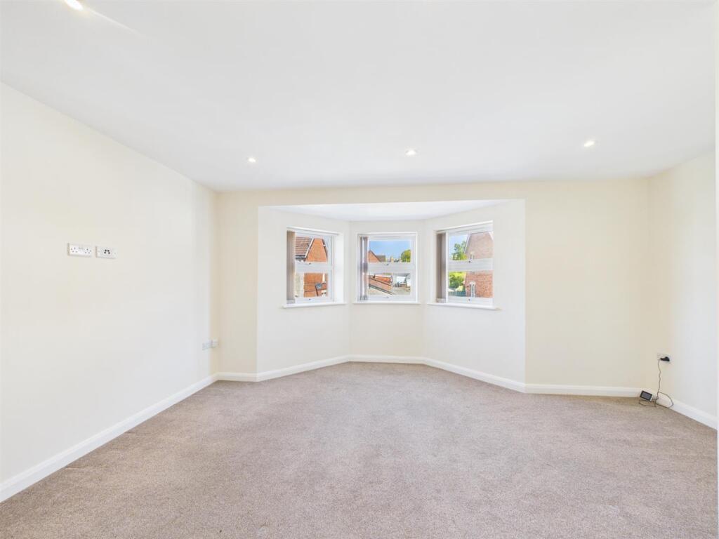 27a Park Lane, Chippenham photo 3