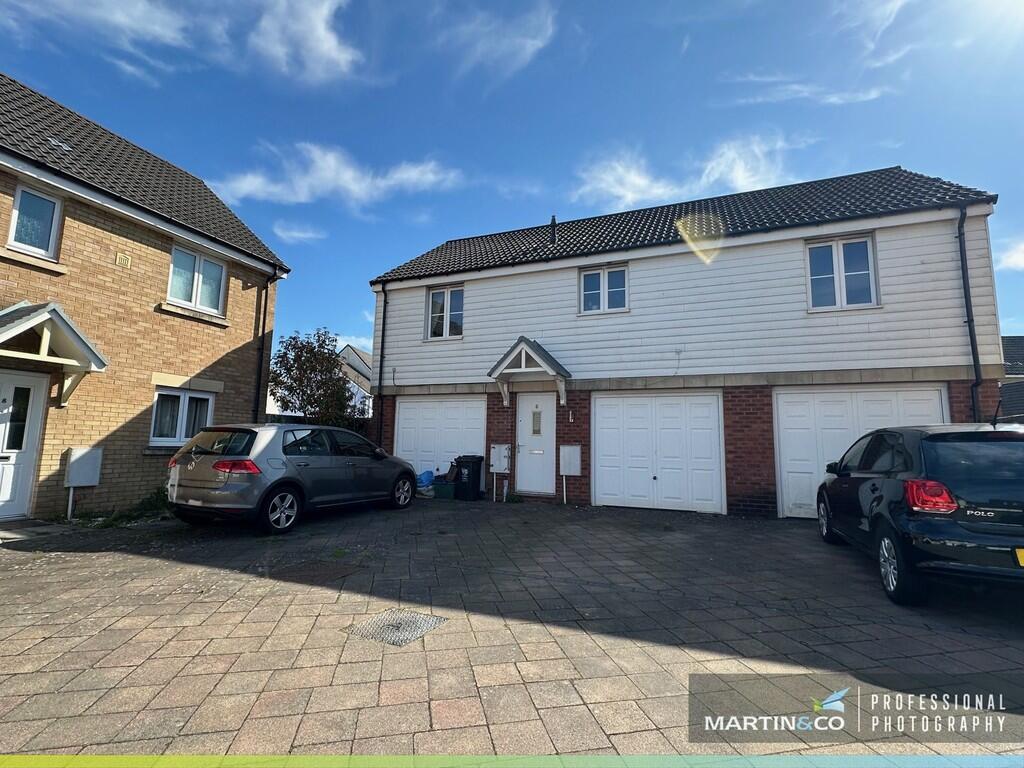 Main image of property: Beading Close, Glan Lyn