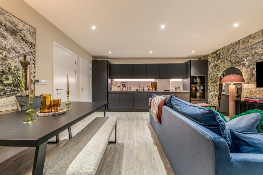 Apartment in Romford - View 4