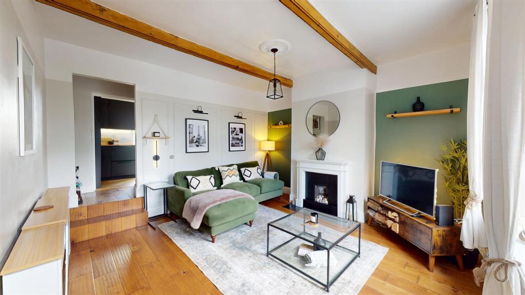 House in Bradford - View 2