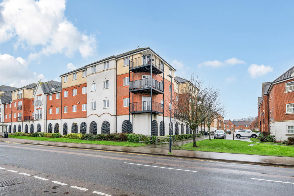 Main image of property: Pettacre Close, London