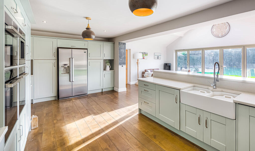 House in Arun, Barnham and Eastergate - More