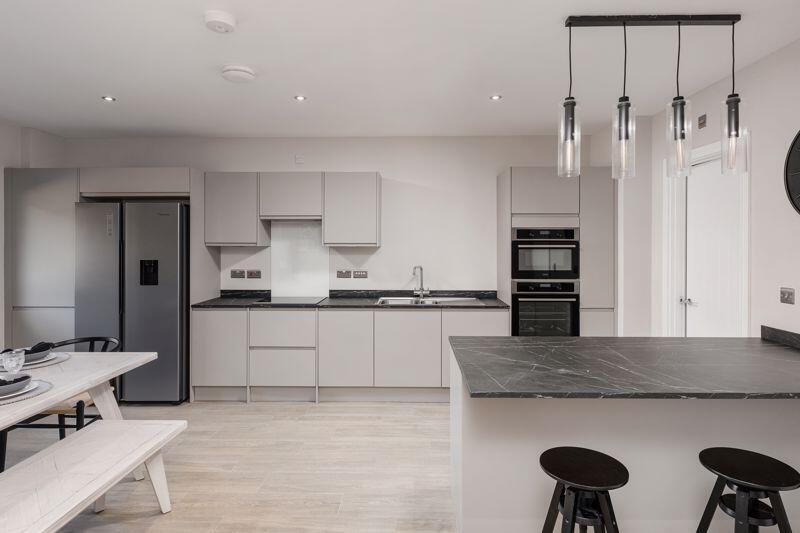 House in Newcastle upon Tyne, Gosforth - More