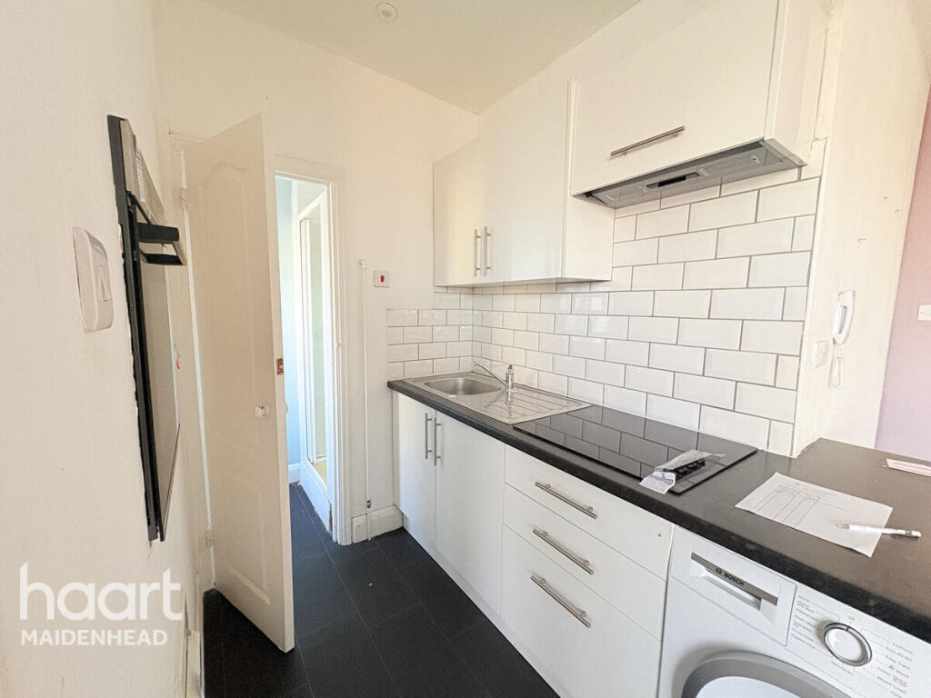 Main image of property: Bath Road, Maidenhead
