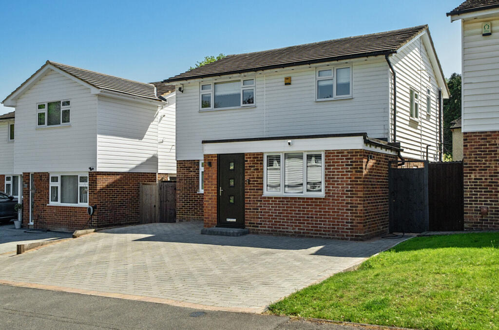 Main image of property: Kyle Close, Bracknell, Berkshire, RG12