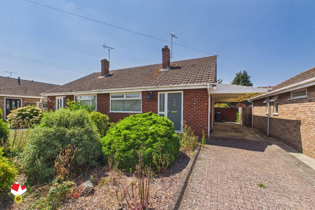 Main image of property: Montfort Road, Longlevens, Gloucester, GL2 0ES