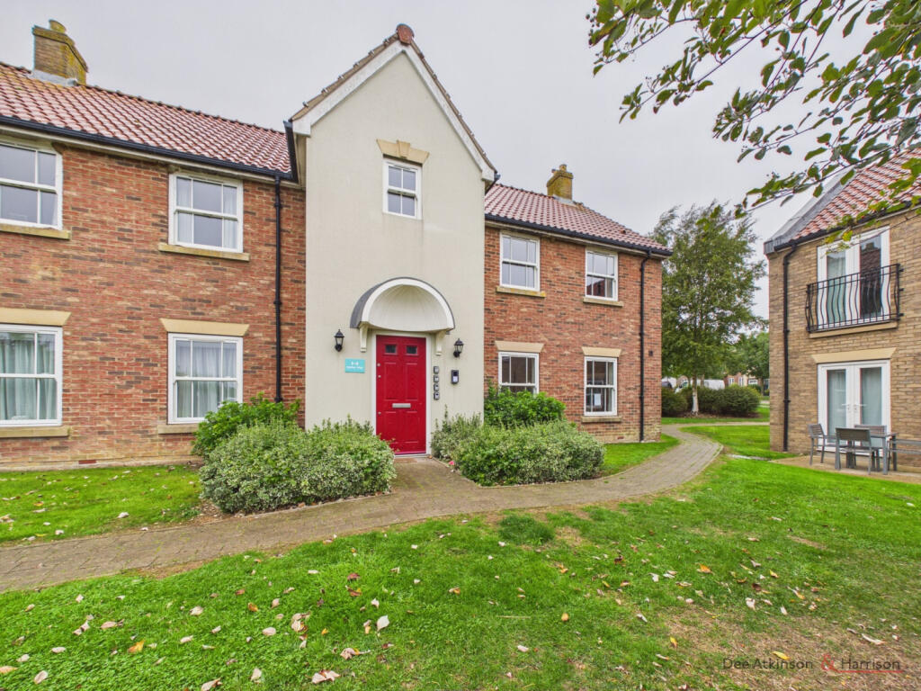 Main image of property: Oyster Way, Moor Road, Hunmanby Gap, Filey, YO14 9GD