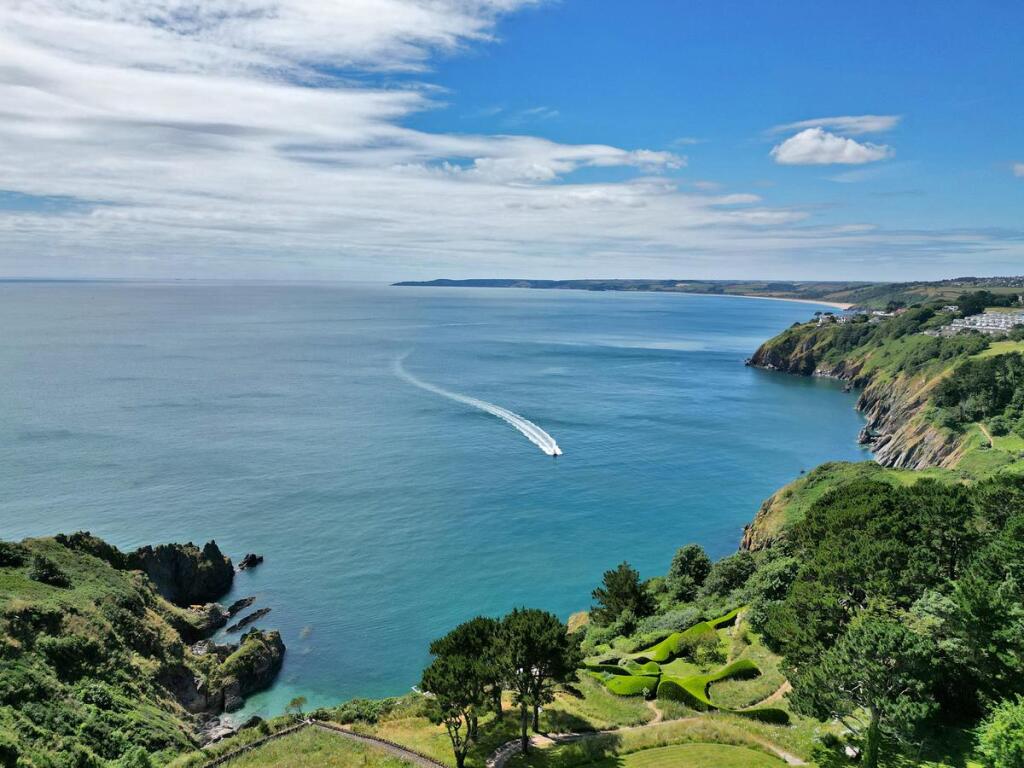 Main image of property: Redlap, Dartmouth