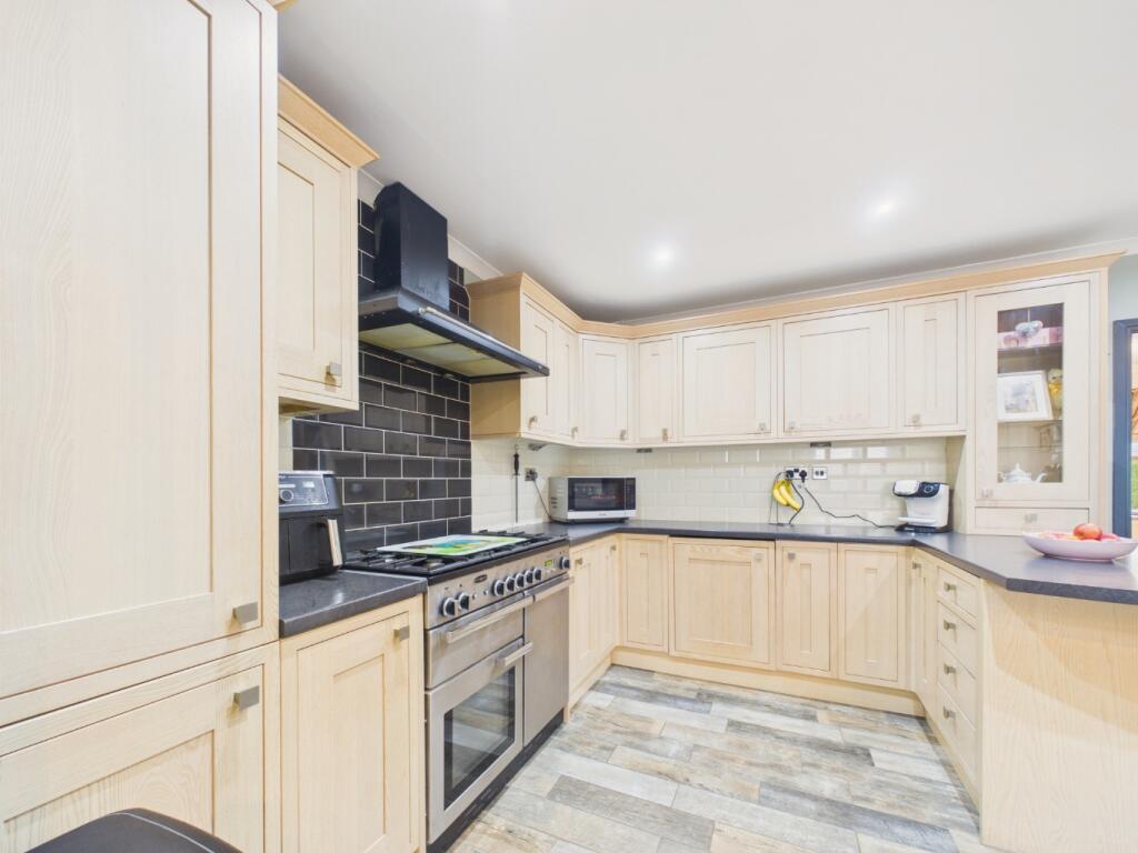 House in Hull, Burton Pidsea - More