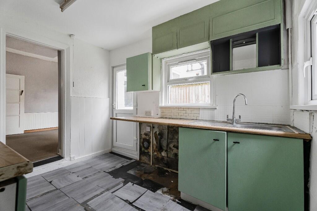 Netley Road, London, E17 photo 4