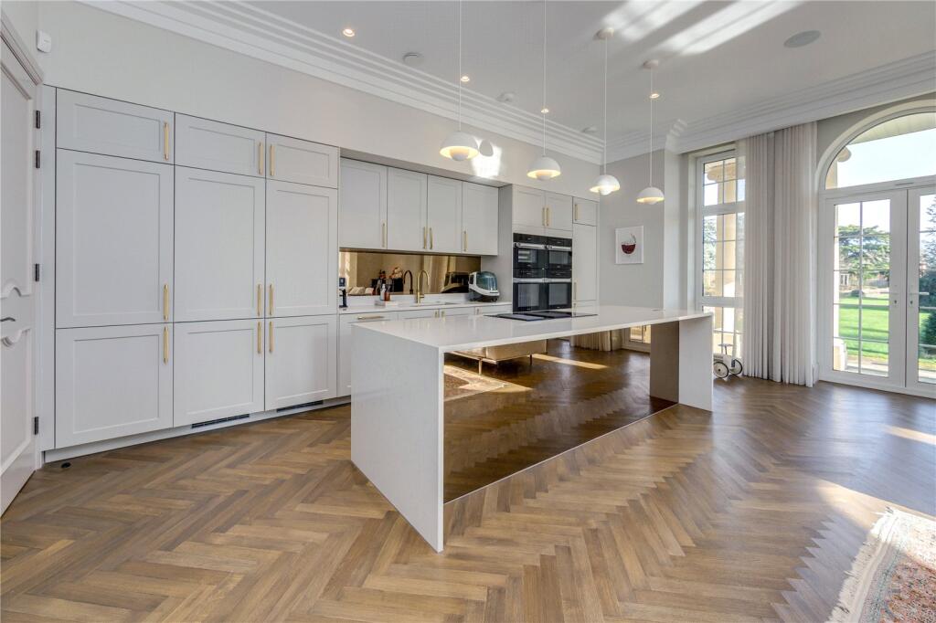 Additional image 10 of Hanstead House, Bricket Wood, St Albans, AL2