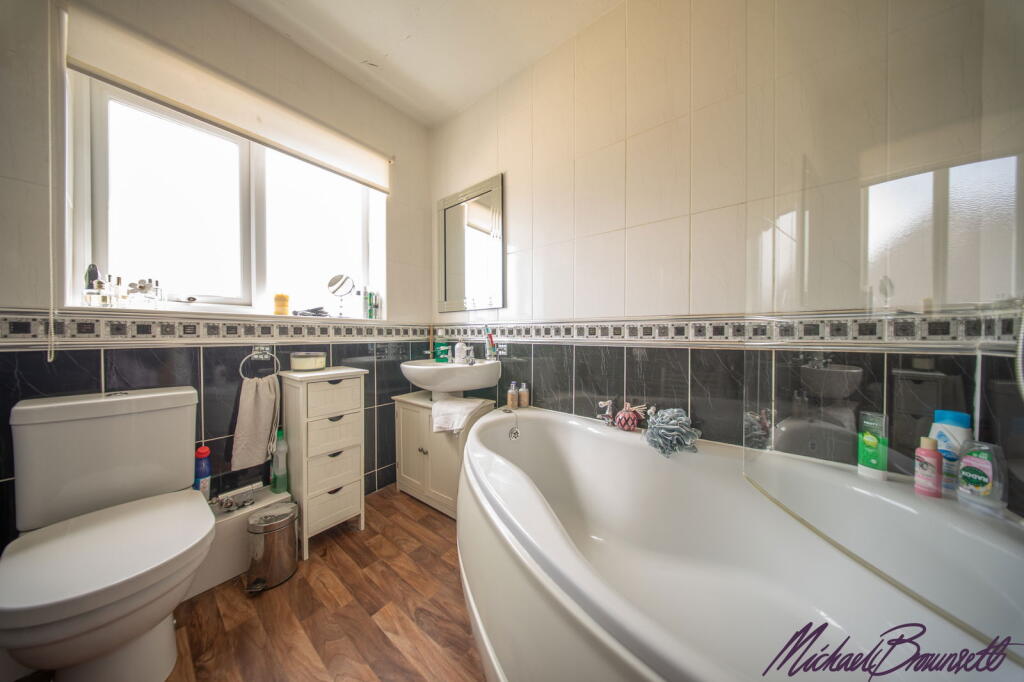 Additional image 11 of Gregory Crescent, Bradford, BD7 4PG