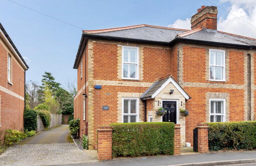 Main image of property: Coldharbour Road, Pyrford, GU22