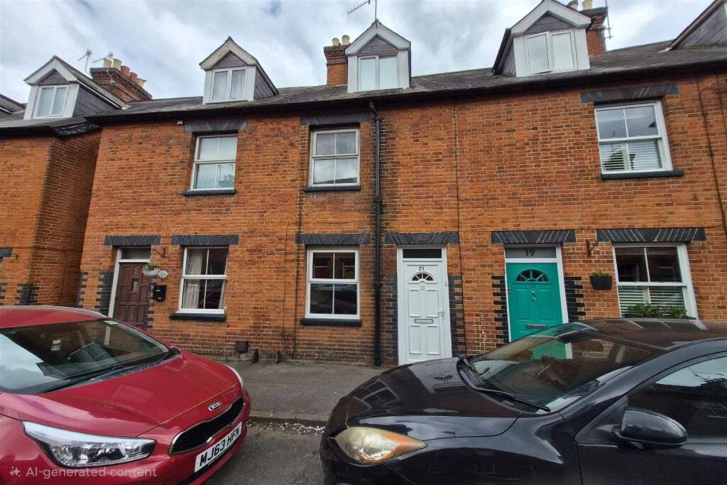Main image of property: 3 bedroom Terraced House in Godalming