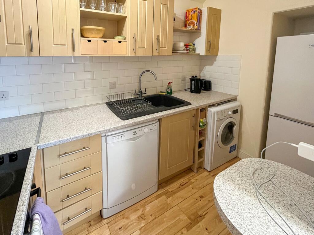 Additional image 3 of Vineys Yard, Bruton, BA10