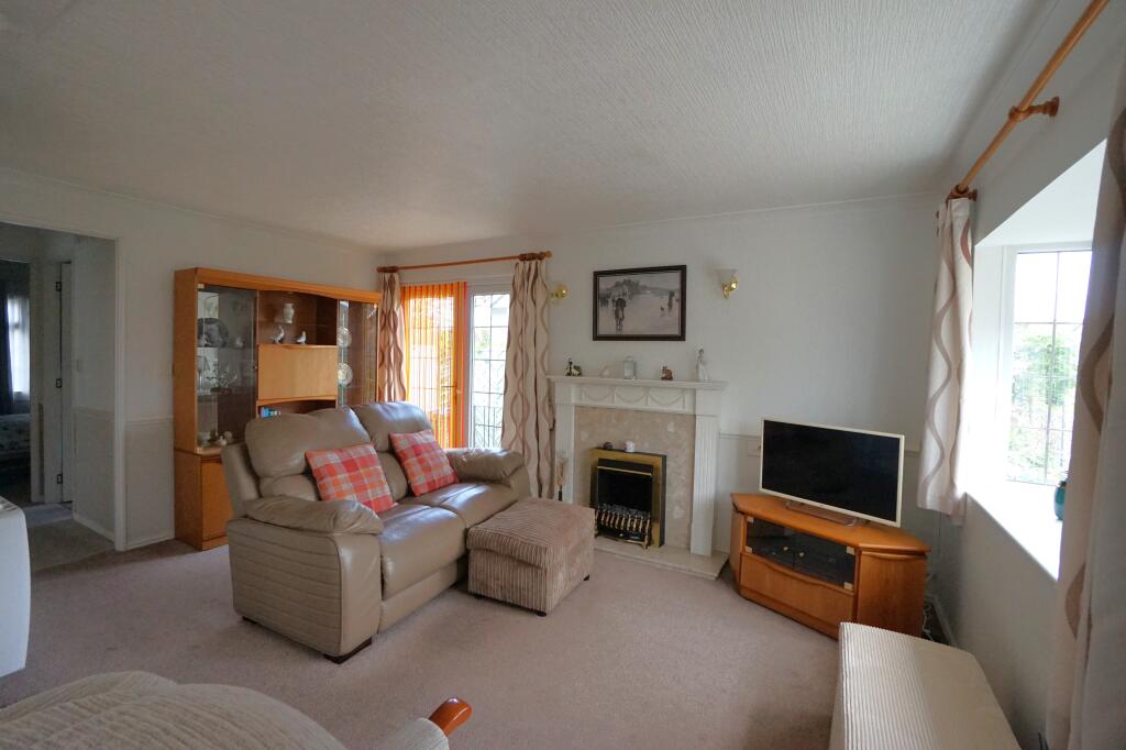 Court Mount, Canterbury Road, Birchington, Kent photo 3
