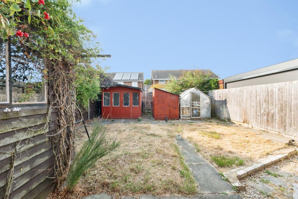 House in Newport Pagnell, City of Milton Keynes - View 2
