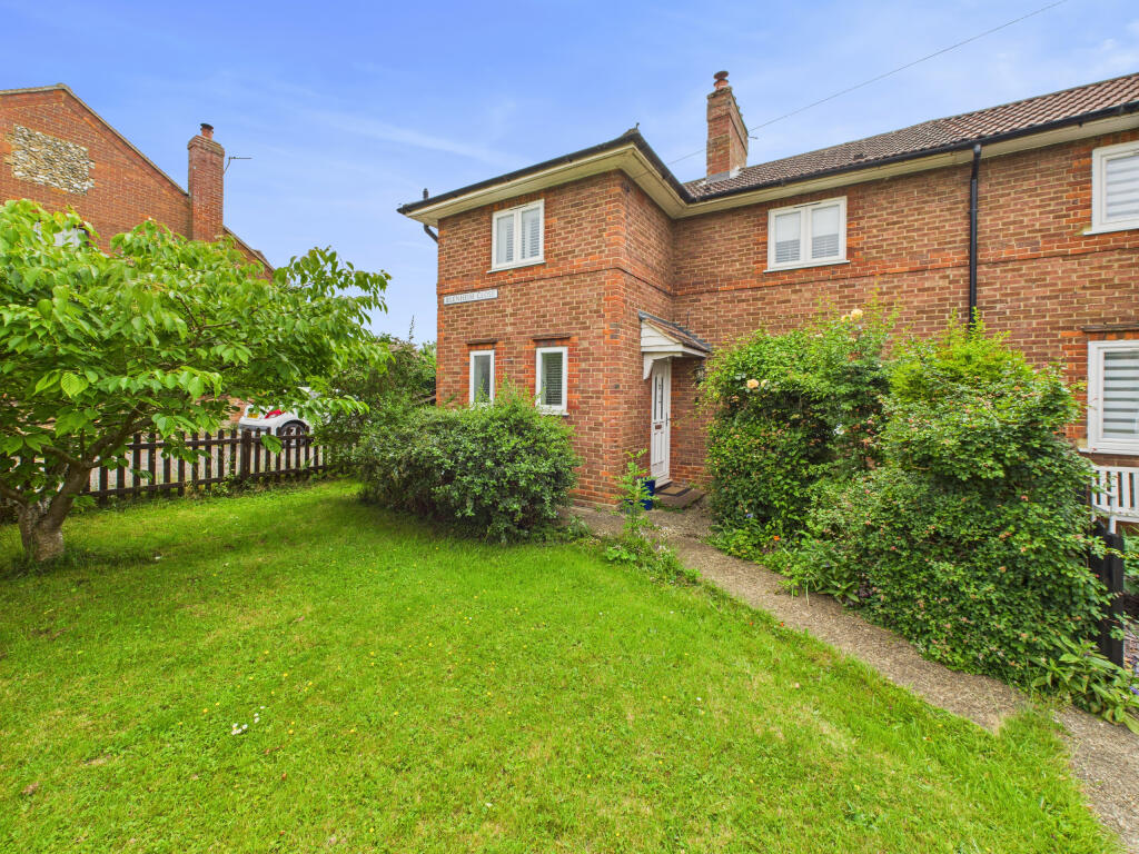 Main image of property: Blenheim Close, Thame Road, Longwick, Princes Risborough, Buckinghamshire