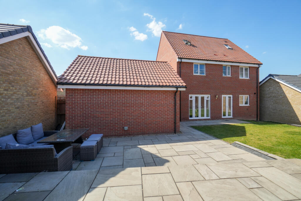 Edwards Street, Bishop's Stortford, Hertfordshire, CM23 photo 3