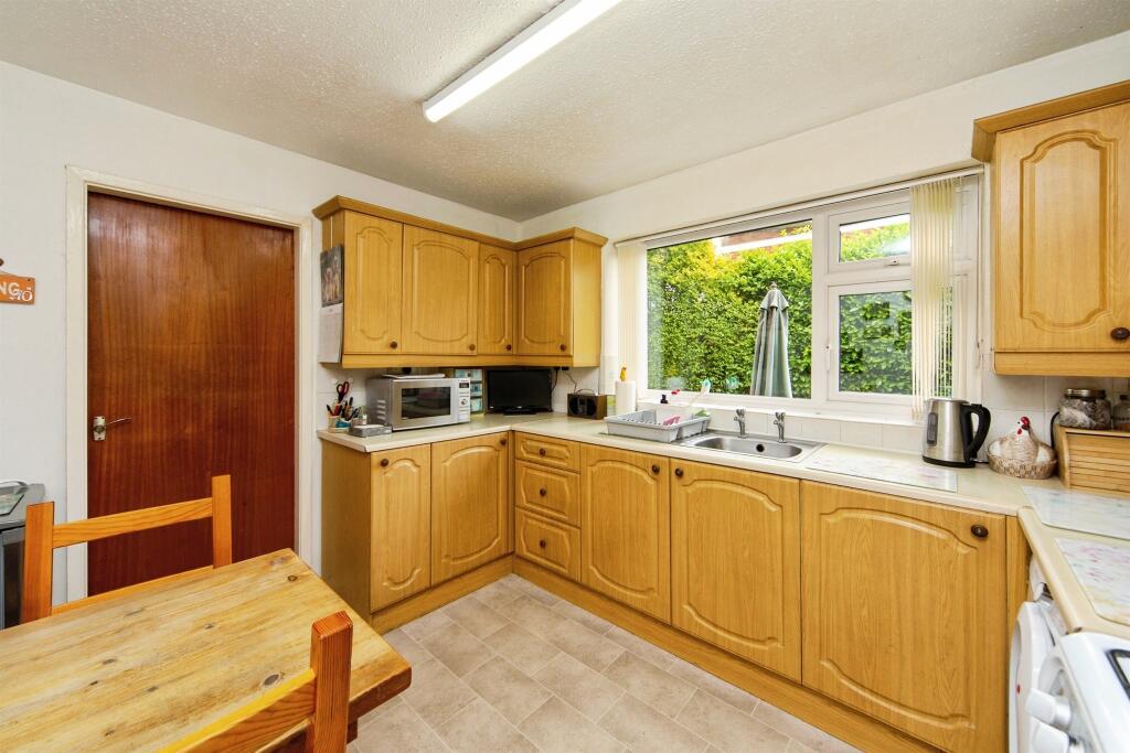 Woodland Road, Whitby, Ellesmere Port - View 5