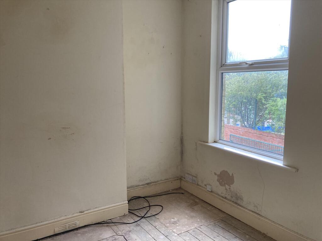 House in Lancaster - More