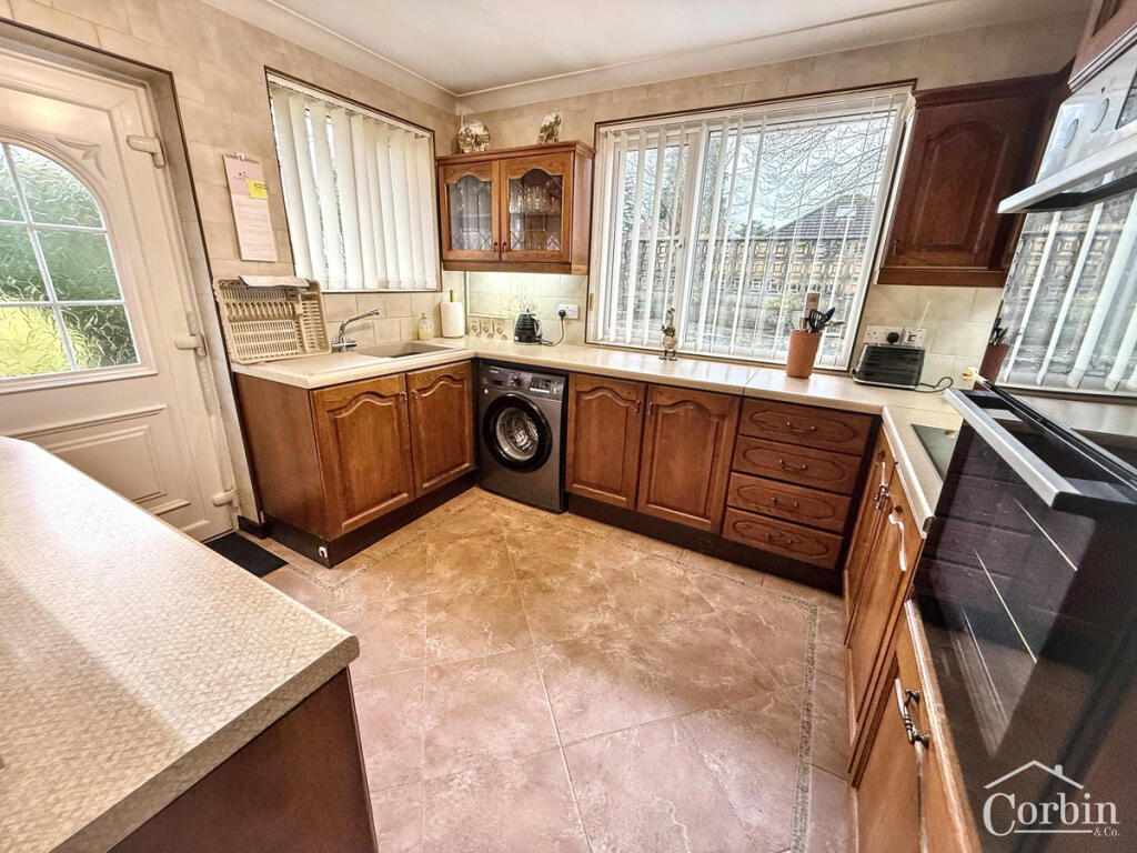 House in Bear Cross, Bearwood, Poole - View 5