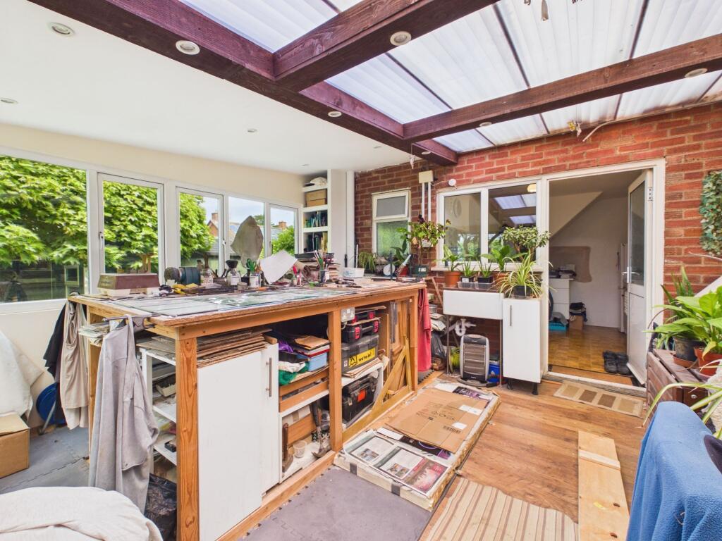 Marlow Road, Towcester, NN12 - More