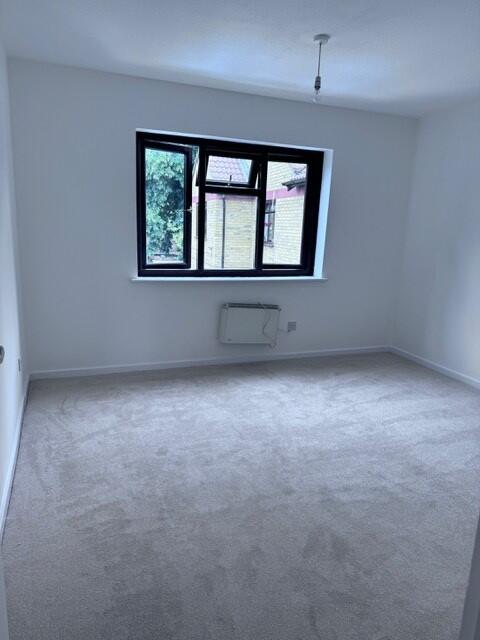 Apartment in London - View 3