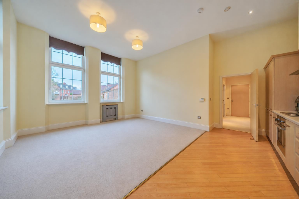 Apartment in Coventry - View 5