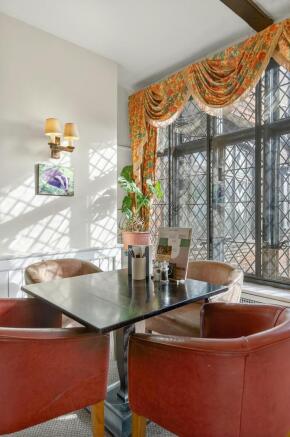 8685235-interior20.jpg
