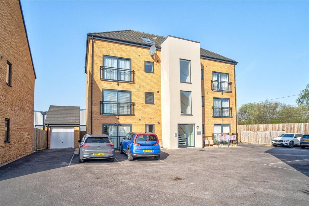 Main image of property: New Dawn Place, Swindon, Wiltshire, SN1