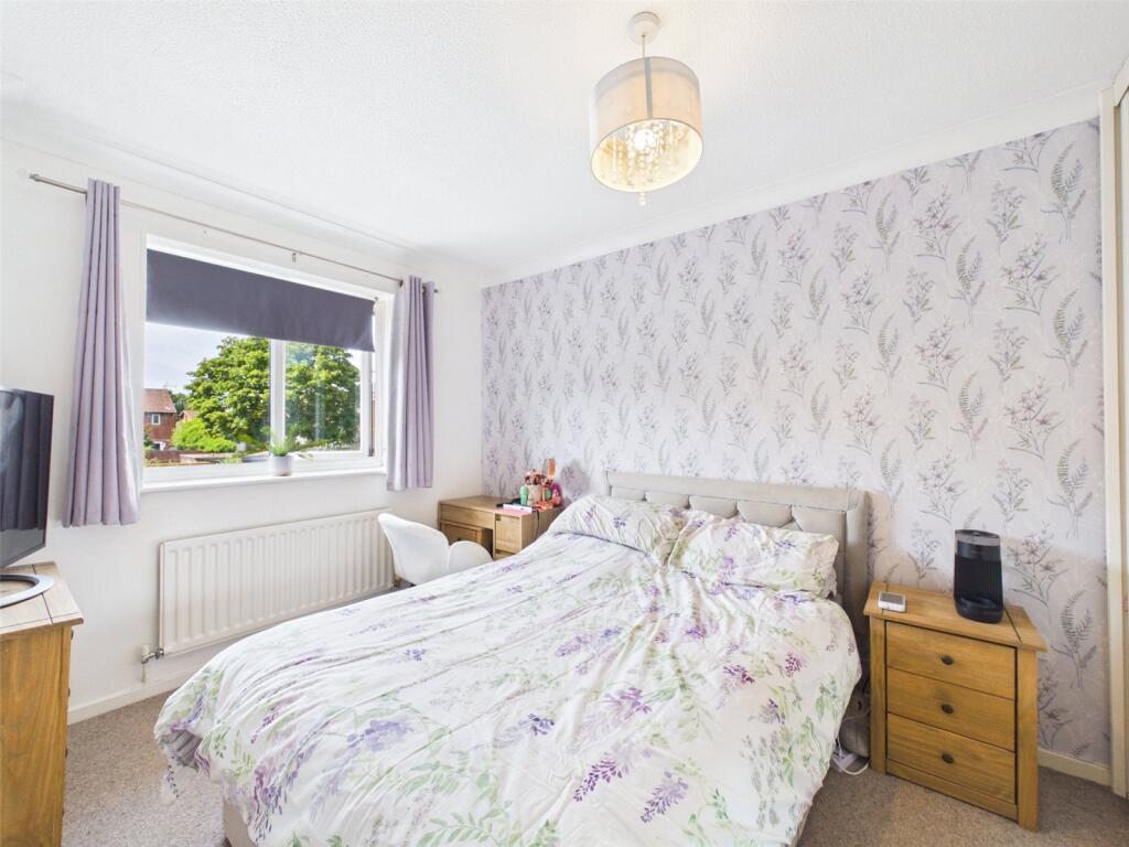House in Worcester, Lyppard Grange, Warndon - View 5