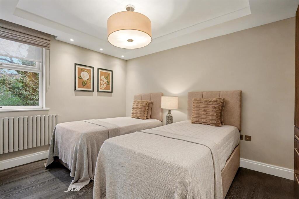 Apartment in London - View 4
