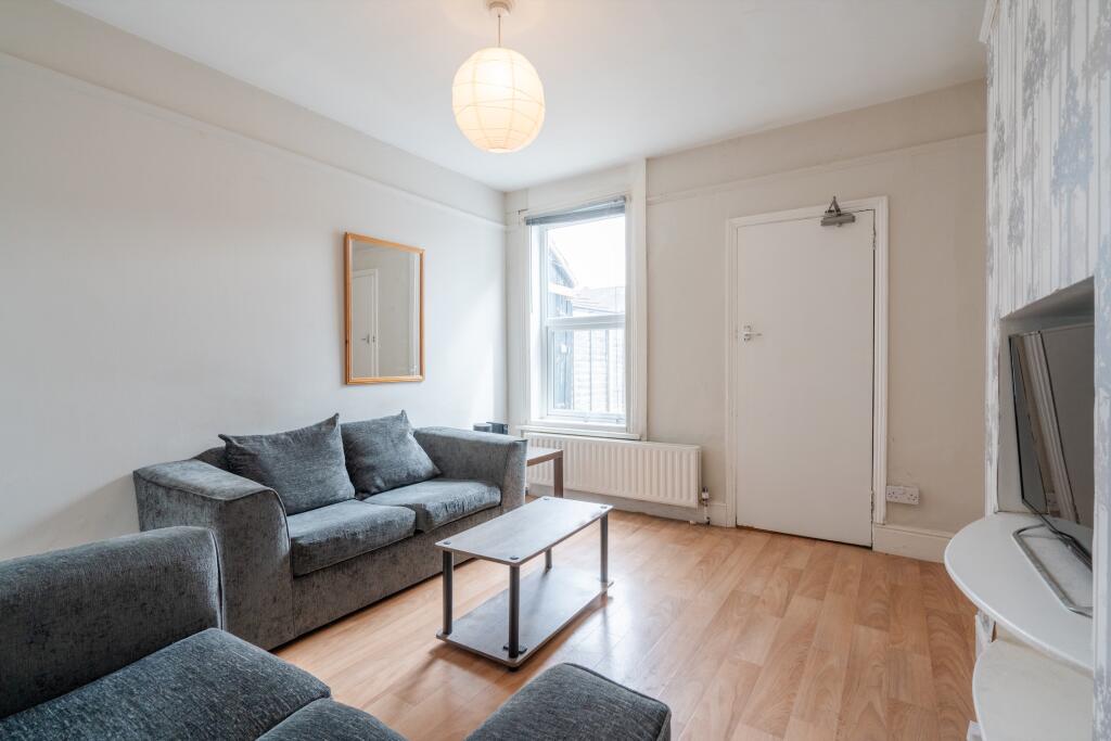 Main image of property: Severn Street - STUDENT HOUSE - 26/27