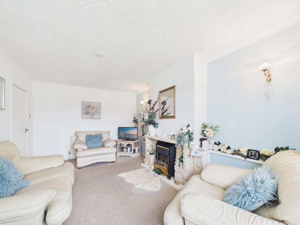 Westgate Drive, Tyldesley, M29 photo 4