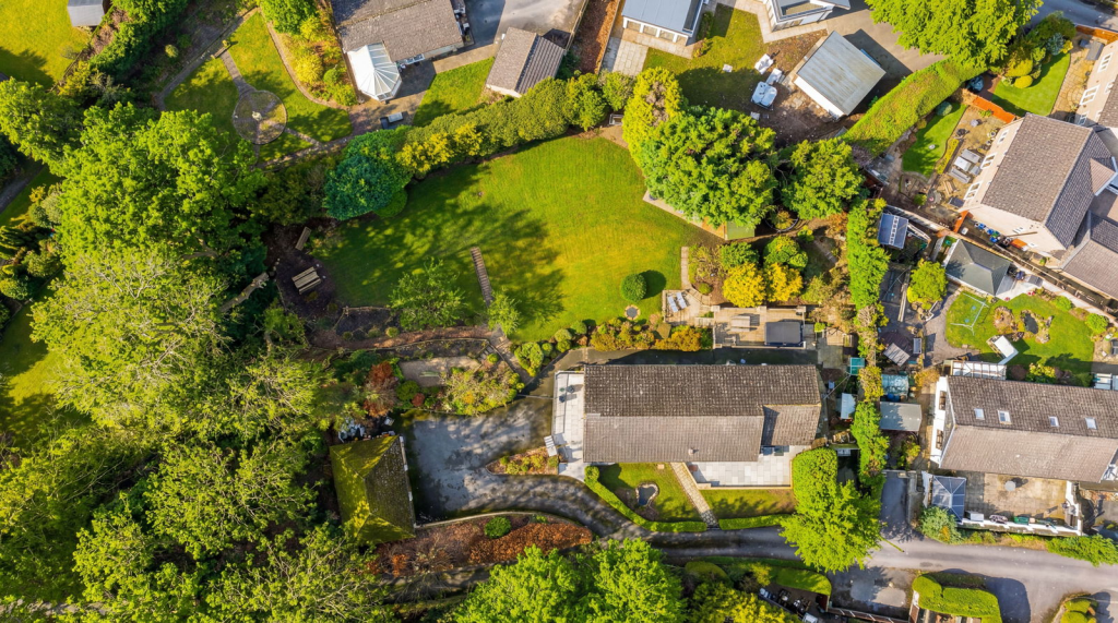 Additional image 24 of Lark Hill Close, Cleckheaton, BD19