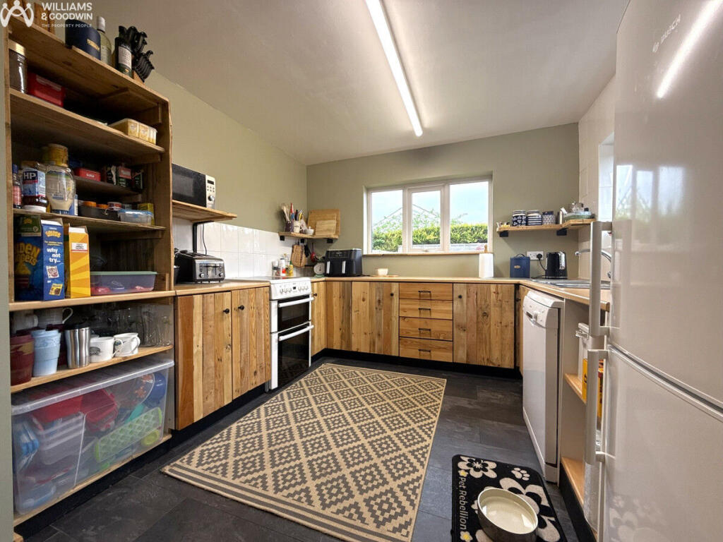 House in Dwyran, Llangeinwen, Rhosyr - View 4