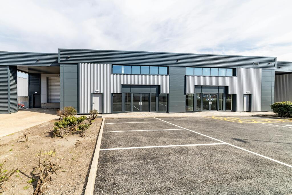 Units 2 and 3 Oxgate Centre46.jpg