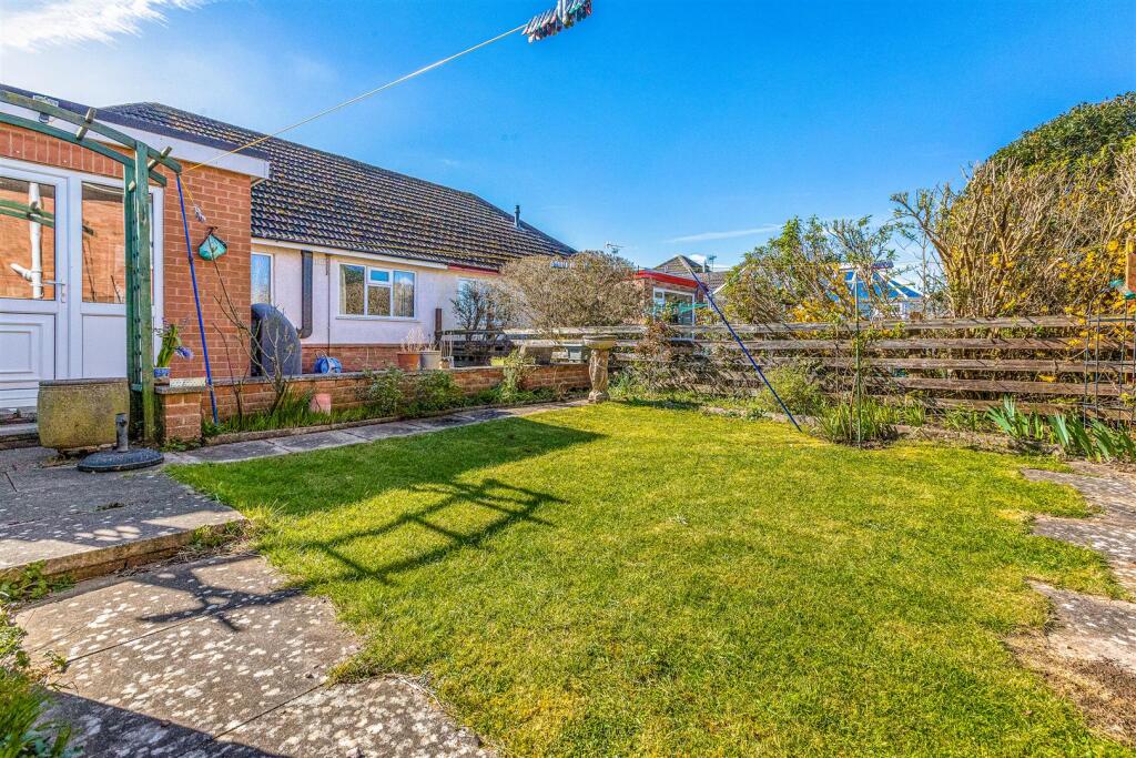 Foxhunter Drive, Oadby, Leicester – pohled 4