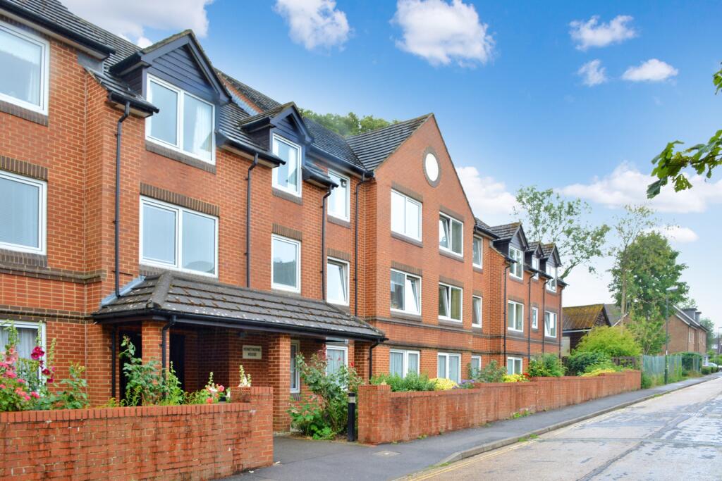 Main image of property: Oak Road, Southgate, RH11